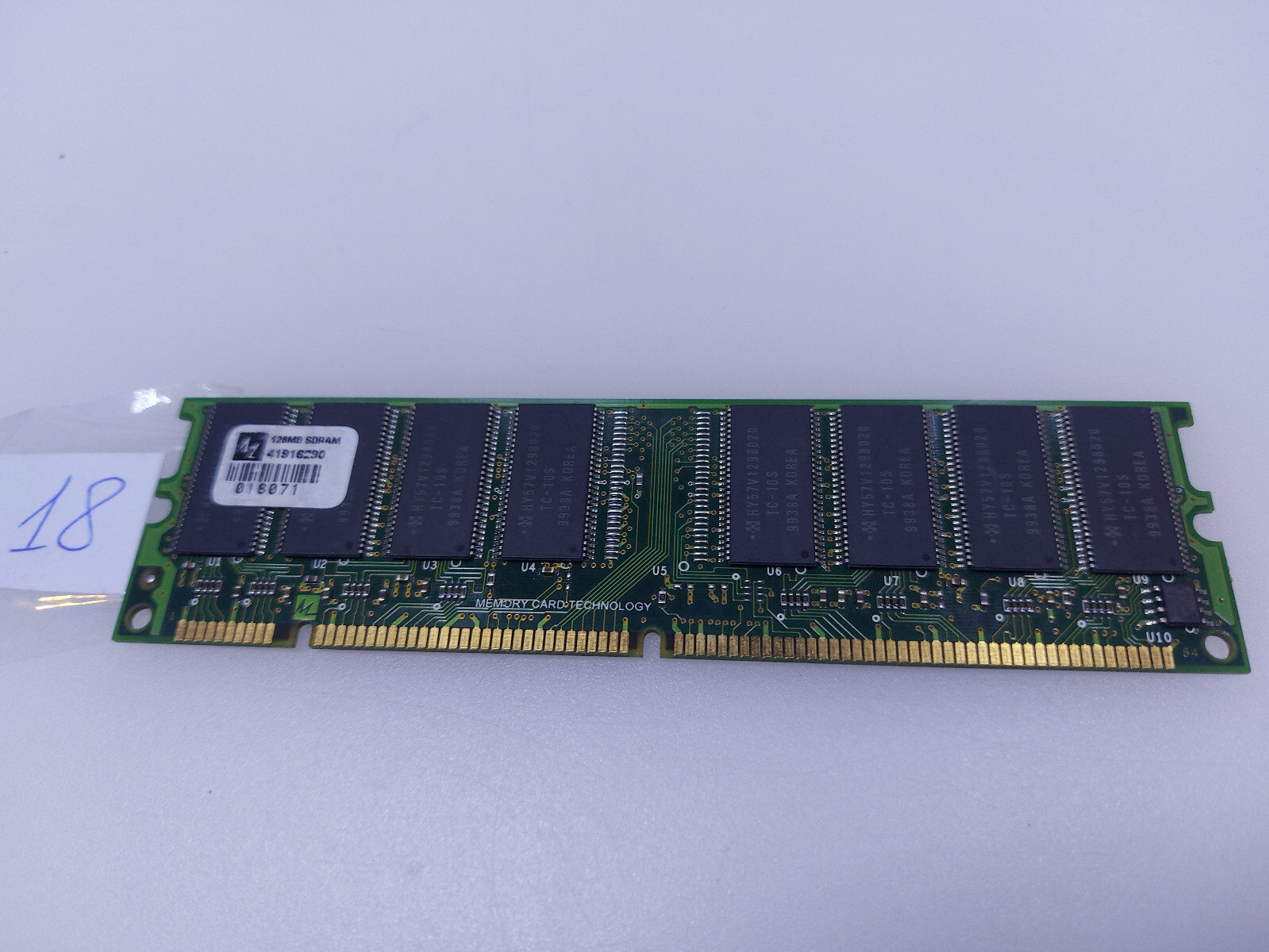 HY57V1298020 TC-10S 128 MB 168 pin PC-133 SD-RAM COMPUTER