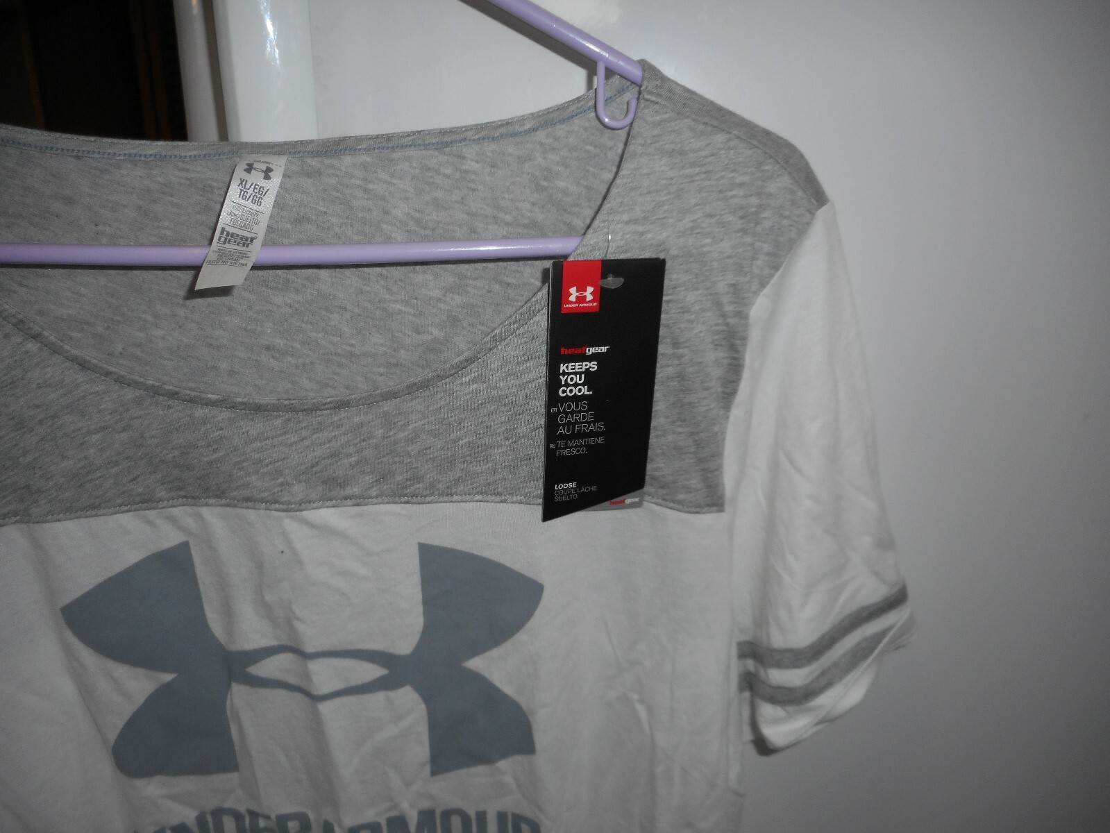 Under Armour HeatGear T Shirt Women X-Large  New W/ tags  Loose Fit  Workout
