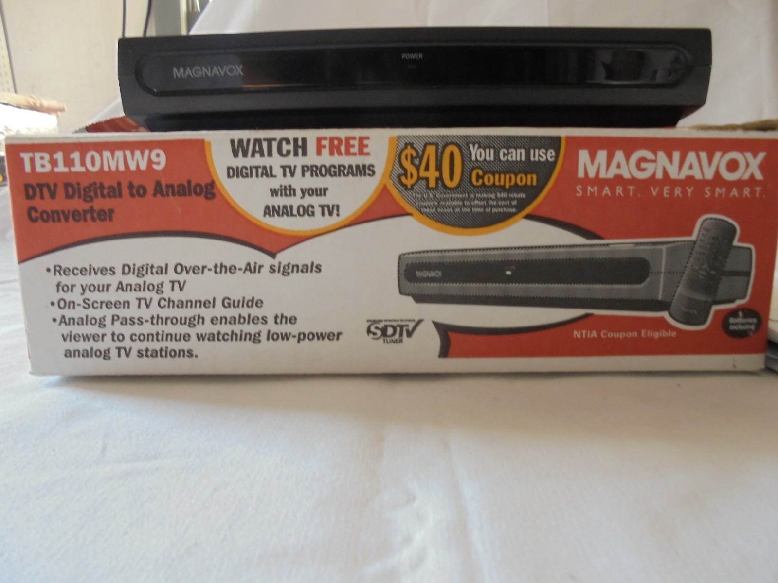 Brand new never used Magnavox DTV Digital to Analog Converter TB100MW9