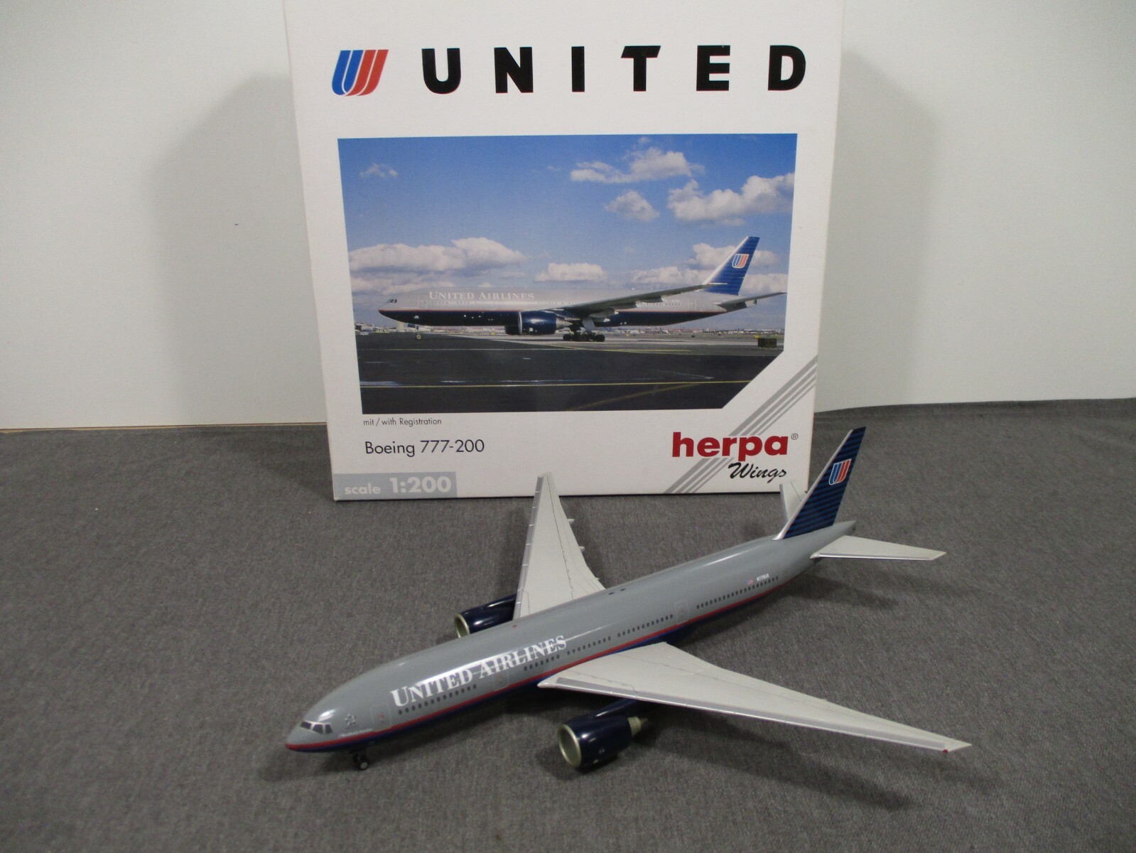 航空機・ヘリコプター herpa 1/200 UNITED B777-200 航空機・ヘリコプター herpa 1/200 UNITED B777-200 herpa wings