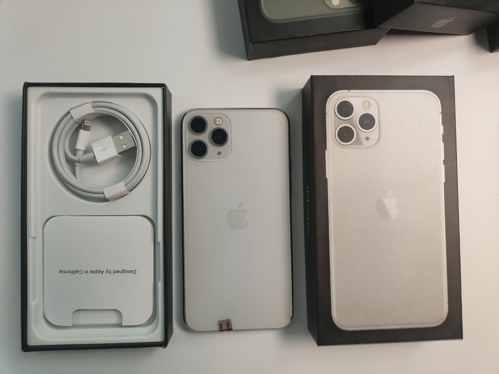 Apple iPhone 11 Pro 256GB Unlocked work with all sim cards