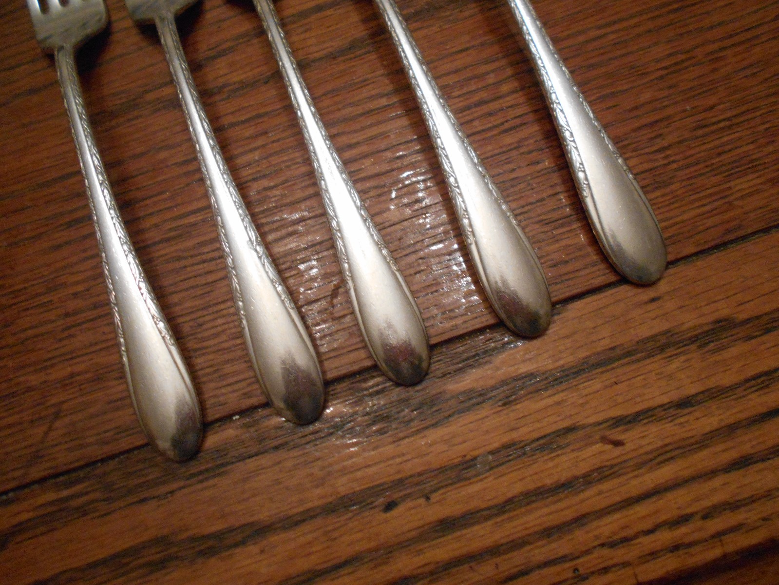 5 Gorham Plate 1940 INVITATION Pattern Dinner Forks Silverplate Flatware 834