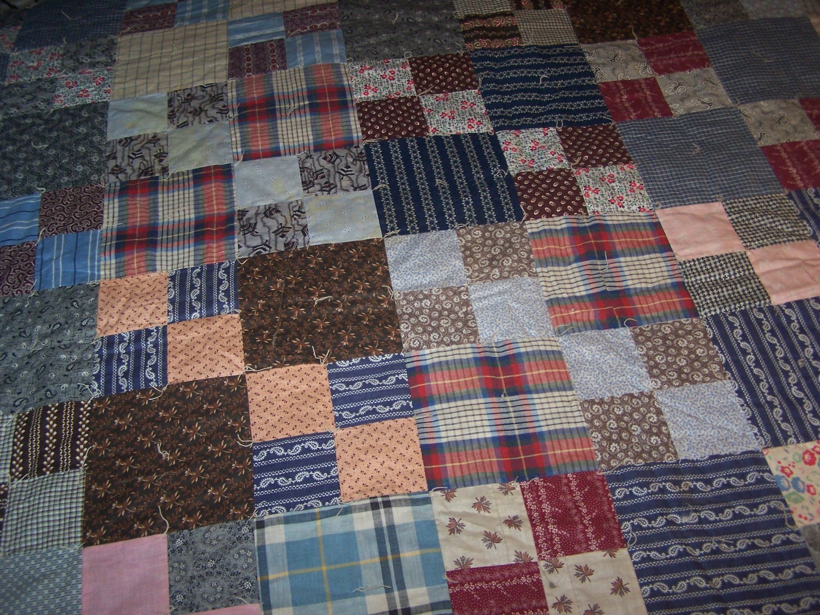 Antique Shabby Faded  Cotton Fabric quilt 90x90