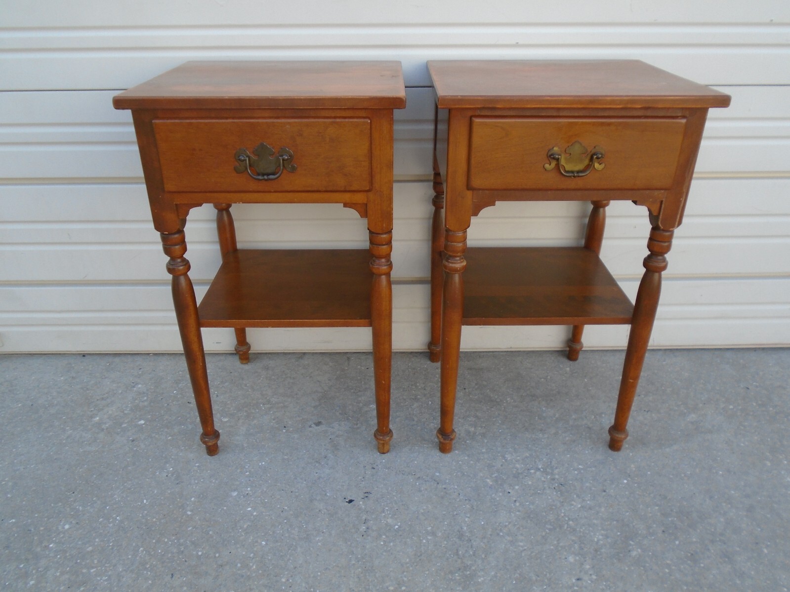 S Colonial Regency Pair Bed Table Country Cottage