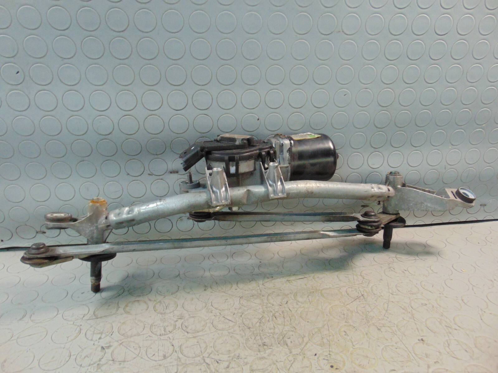 Motorino tergicristalli anteriore NISSAN QASHQAI 2010 579751