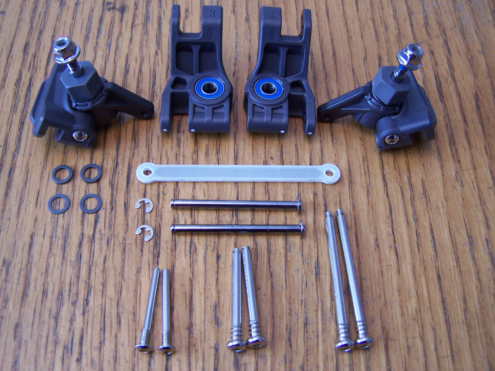 Fit Traxxas 2wd Slash Extreme EHD Front Steering Knuckle Block Rear Carriers Hub