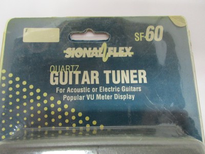 New In Packaging Signal Flex Quartz Auto Tuner Guitar SF-60 guitar tuner