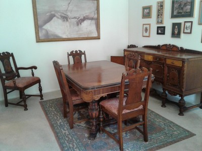Antique Dining Room Table Near Me