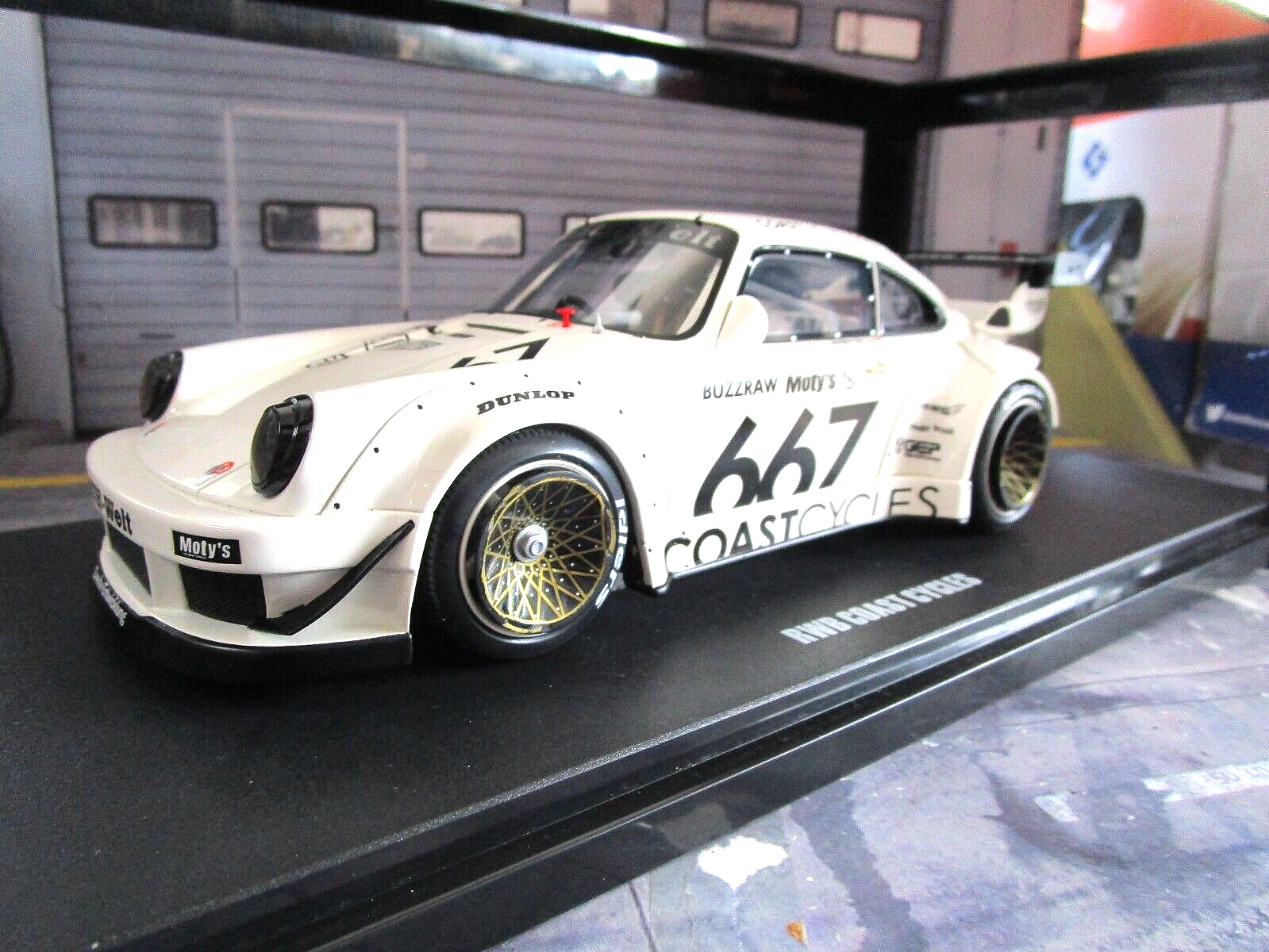 PORSCHE 911 GT 964 RWB Rauh Welt Bodykit #667 Coast Cycles PORSCHE 911 GT 964 RWB Rauh Welt Bodykit #667 Coast Cycles