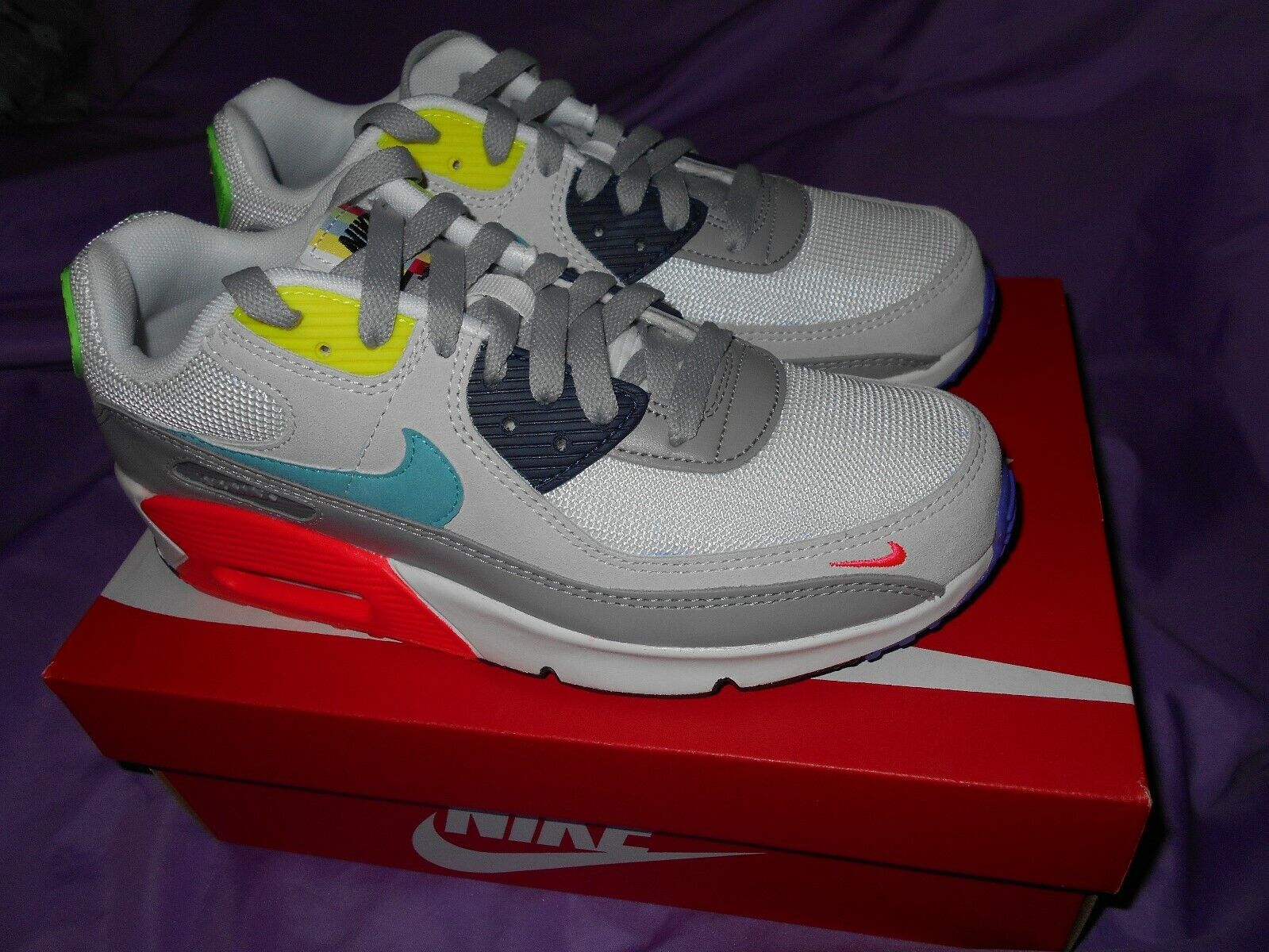 NIKE AIRMAX 90 EOI (GS) SIZE 6Y PEARL GREY TURQUOISE DA5653 NIKE AIRMAX 90 EOI (GS) SIZE 6Y PEARL GREY TURQUOISE DA5653