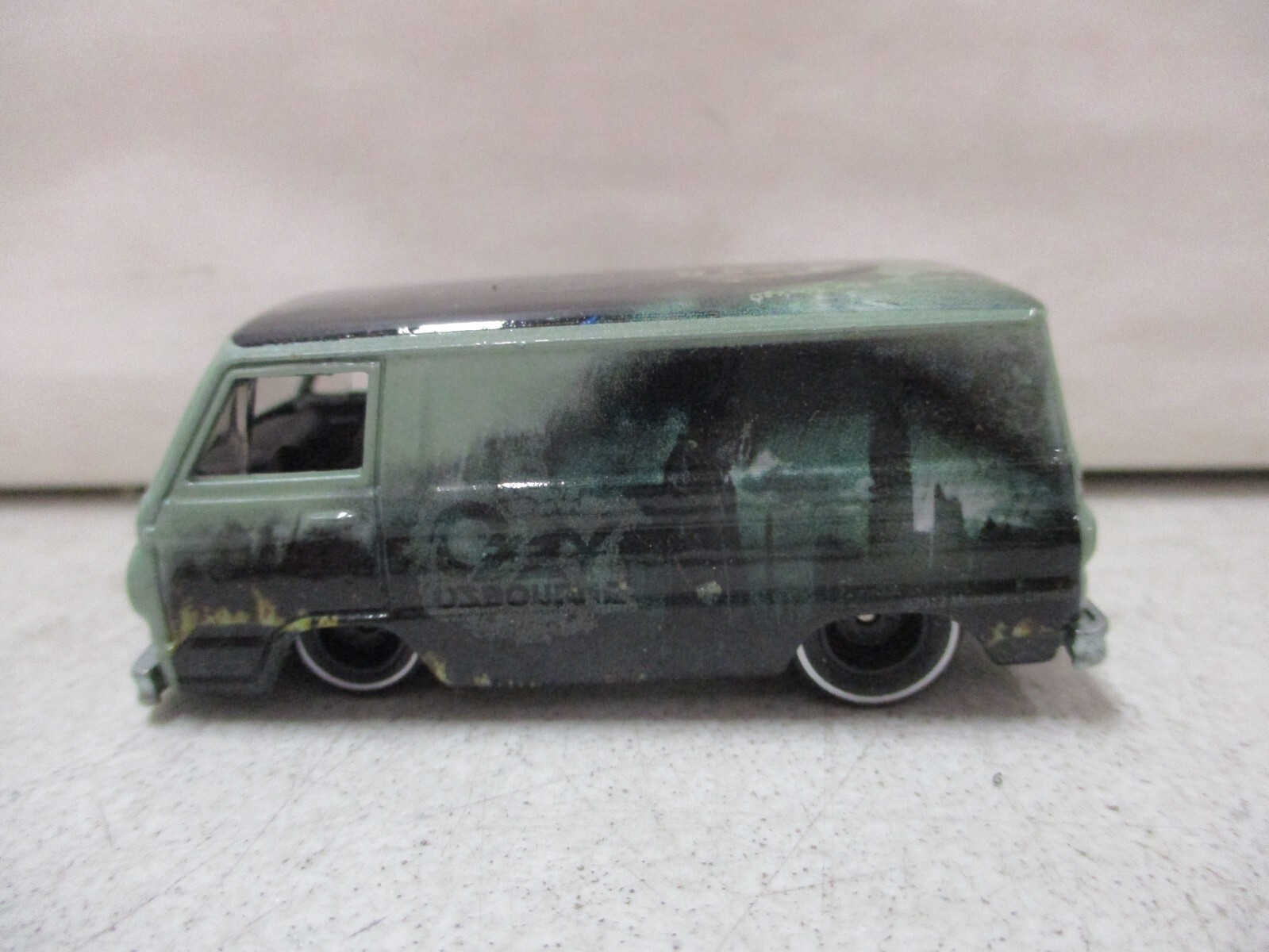 '66 Dodge A100 ホットウィール 限定版 Amazon.com: Mattel Hot Wheeks Pop Culture 66 Dodge A100
