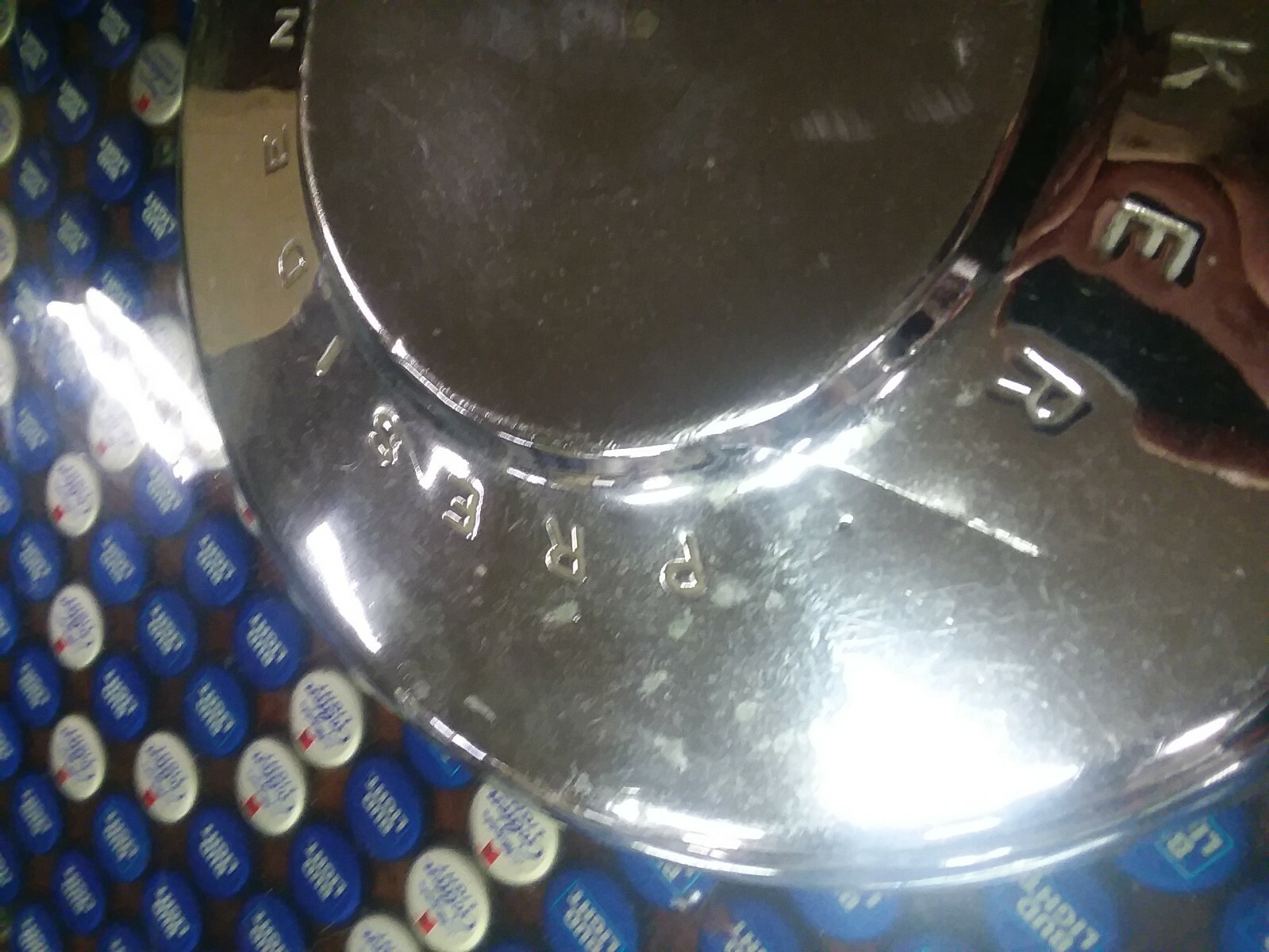 VINTAGE STUDEBAKER 1942 PRESIDENT HUBCAP WHEEL COVER   11 1/2