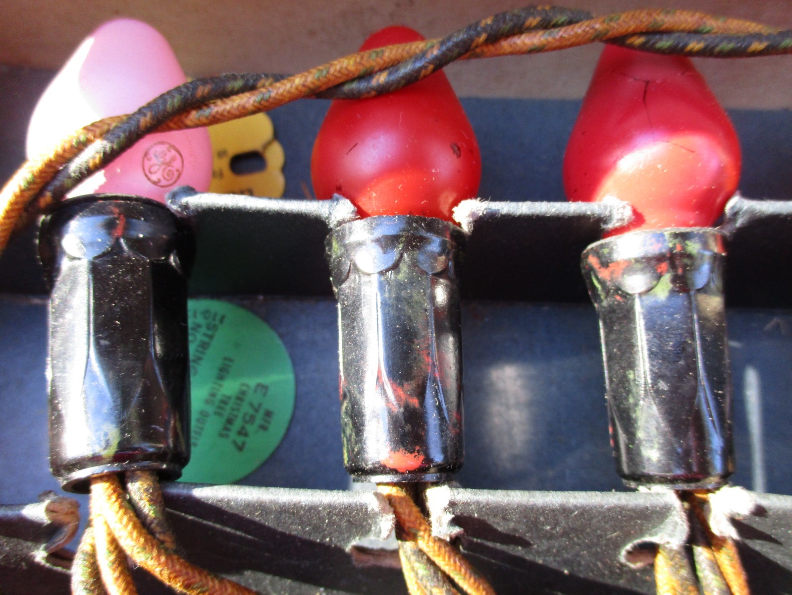 Vintage Royal String of 7 Christmas Tree GE Mazda Lights - Original 3-D Box