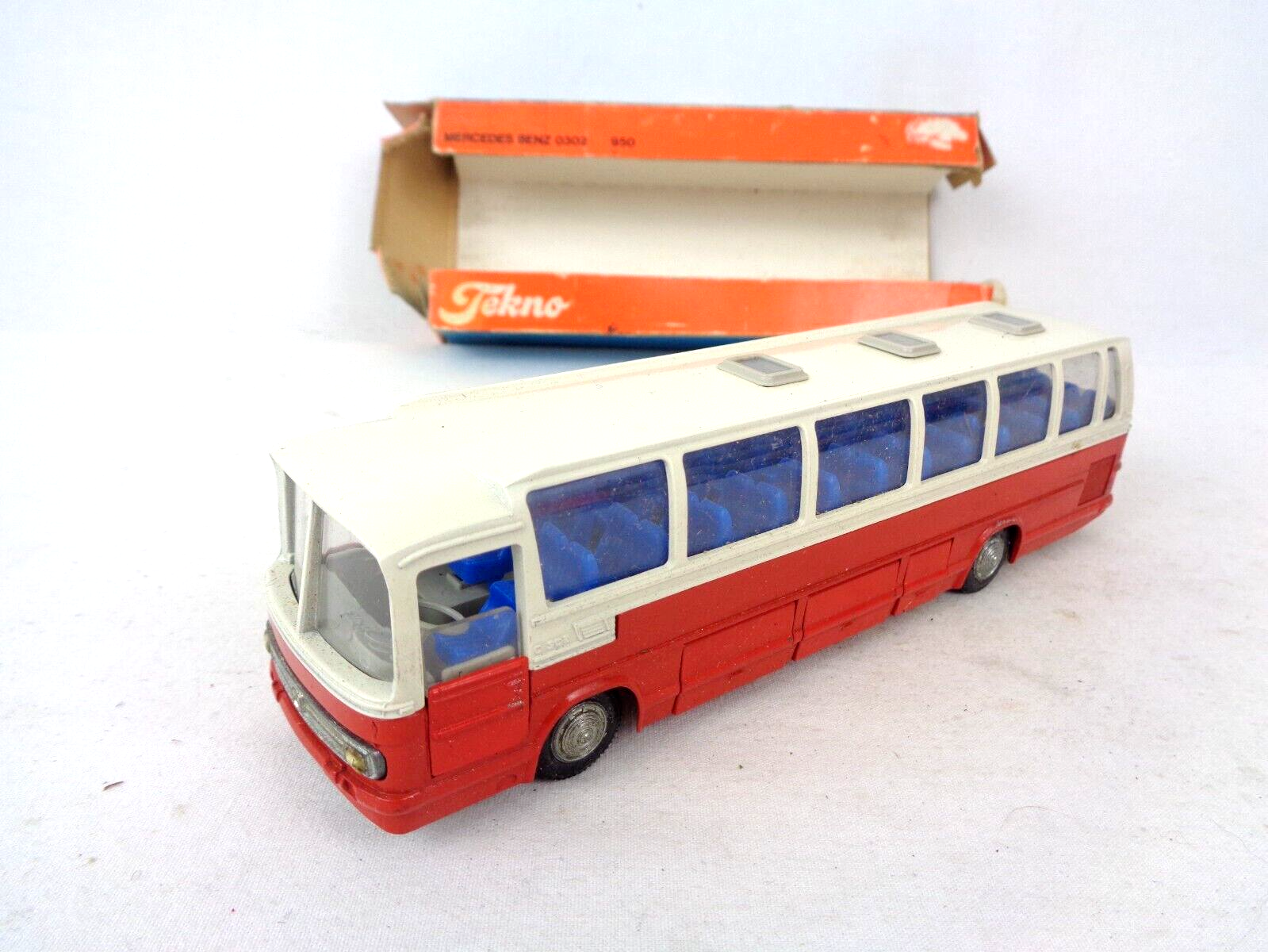 Tekno メルセデス・ベンツ 0302 950 Tekno Bus Mercedes Benz 0302 950 Red 1/50 Boxed Very Rare