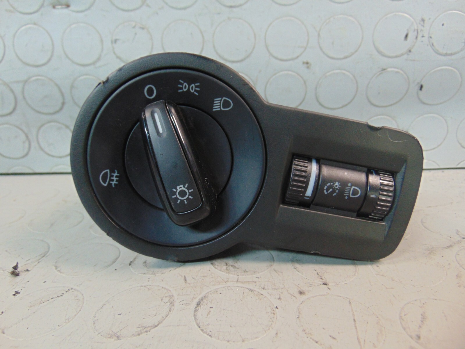 Pulsantiera regolazione luci SEAT AUDI SKODA VOLKSWAGEN 6R0941531D