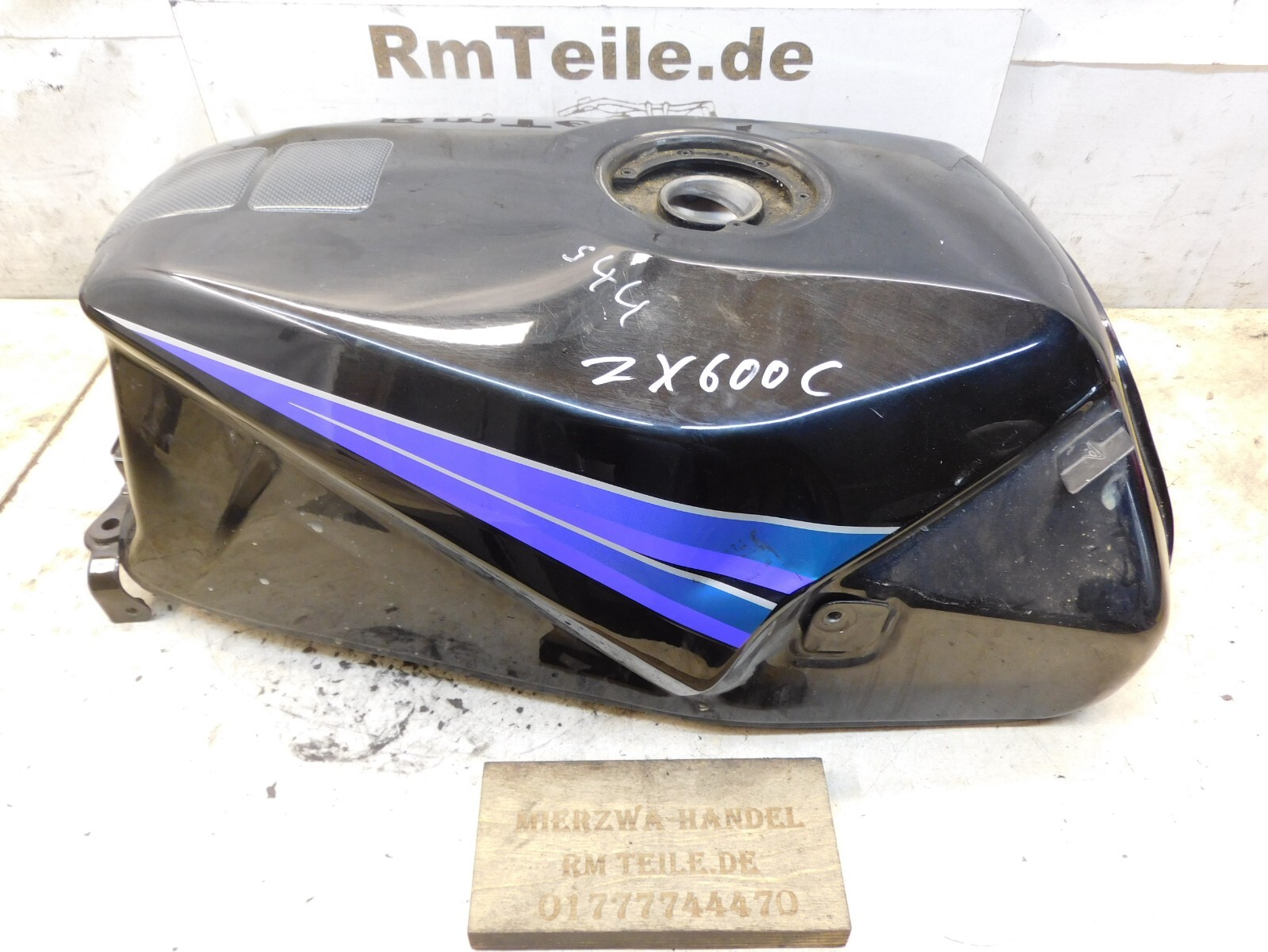 最終値下　PETROLZ WHERE, WHO, WHAT IS PETROLZ Amazon.co.jp: WHERE, WHO, WHAT IS PETROLZ?: ミュージック