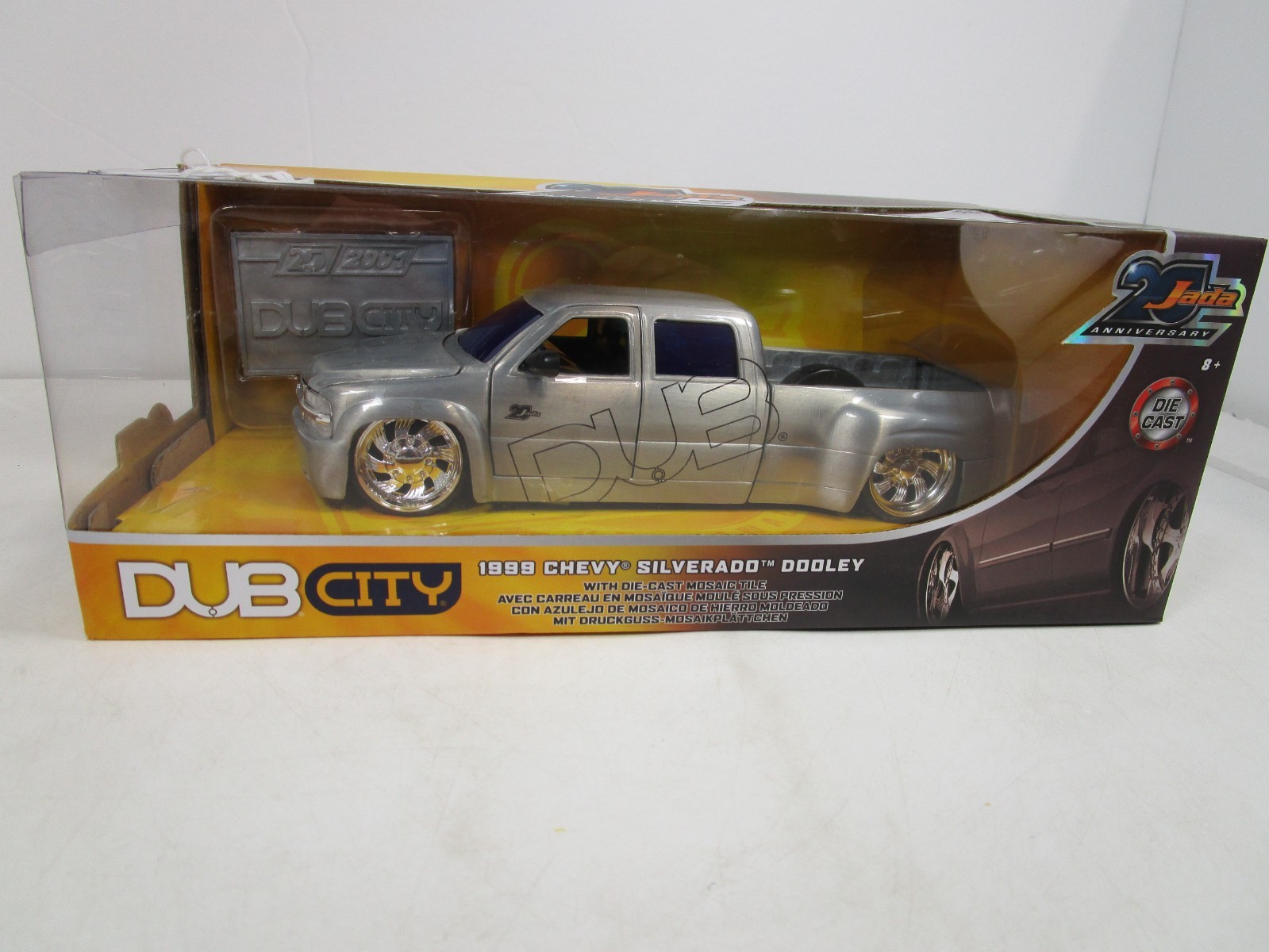 ミニカー jada 1/18 CHEVROLET Silverado DUB CITY Review: 1:18 Chevrolet Silverado Dub City by Jada (2002
