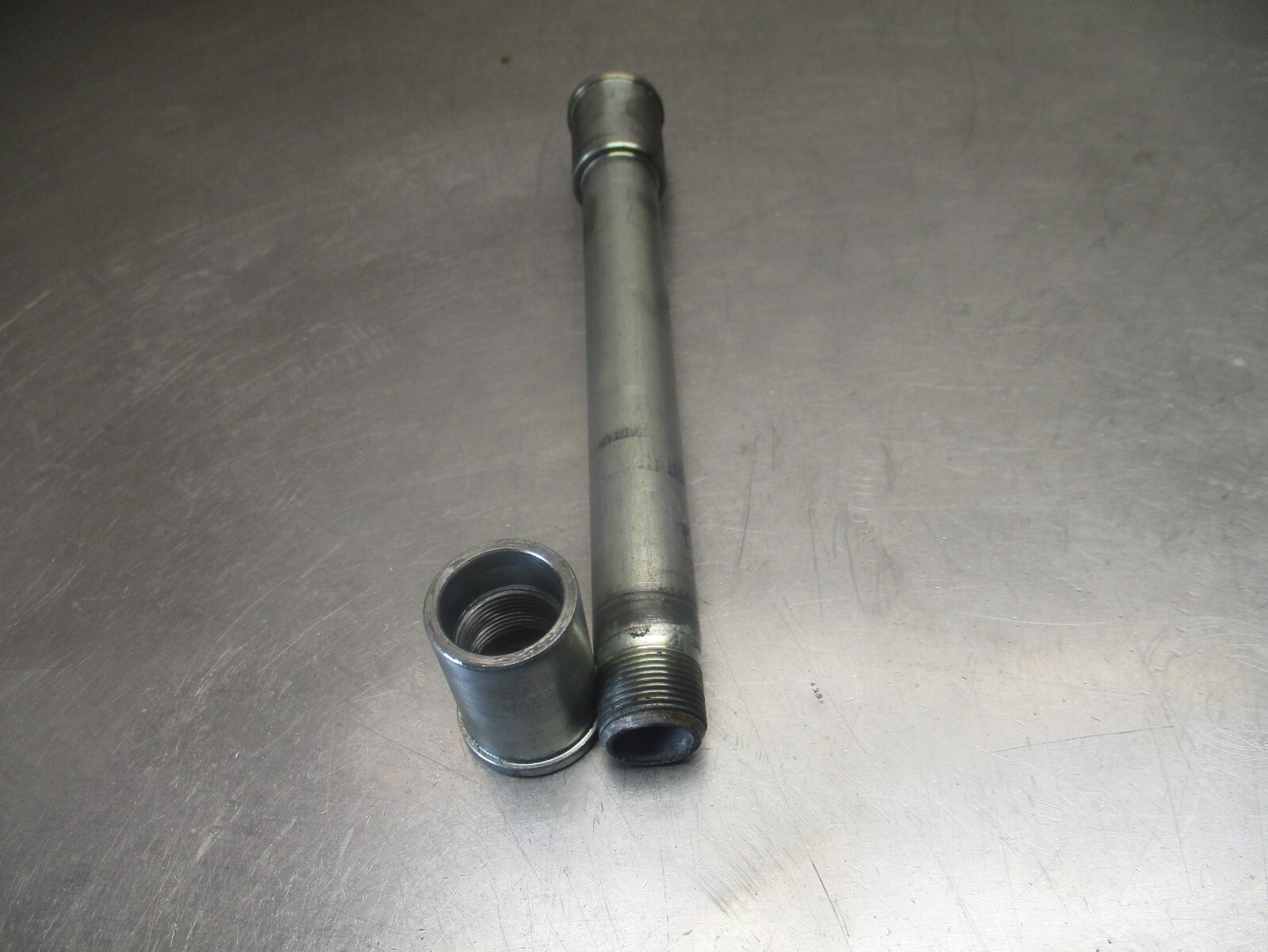 1997 Kawasaki Ninja ZX11 Front Wheel Axle 41068-1327 92143