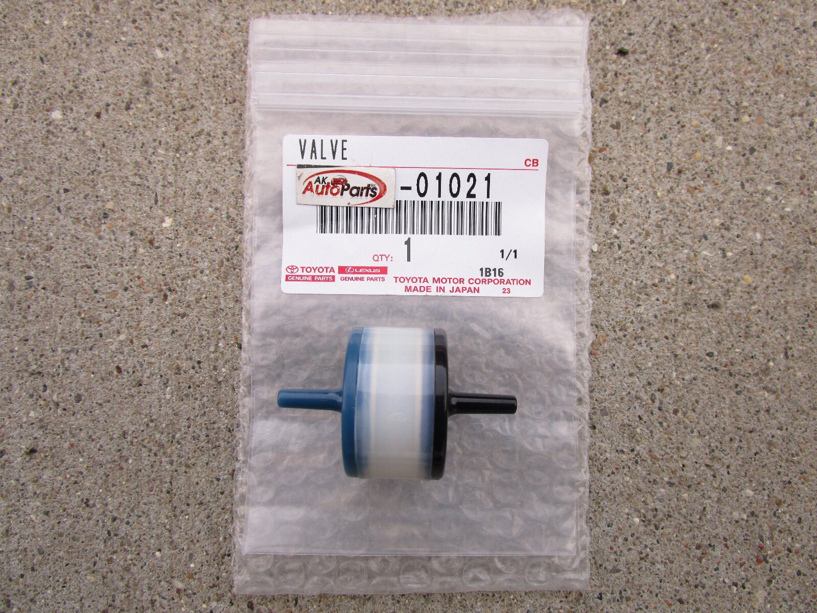 qanuta　LTD SuperV FITS: 81 - 84 TOYOTA STARLET VACUUM TRANSMITTING VALVE OEM