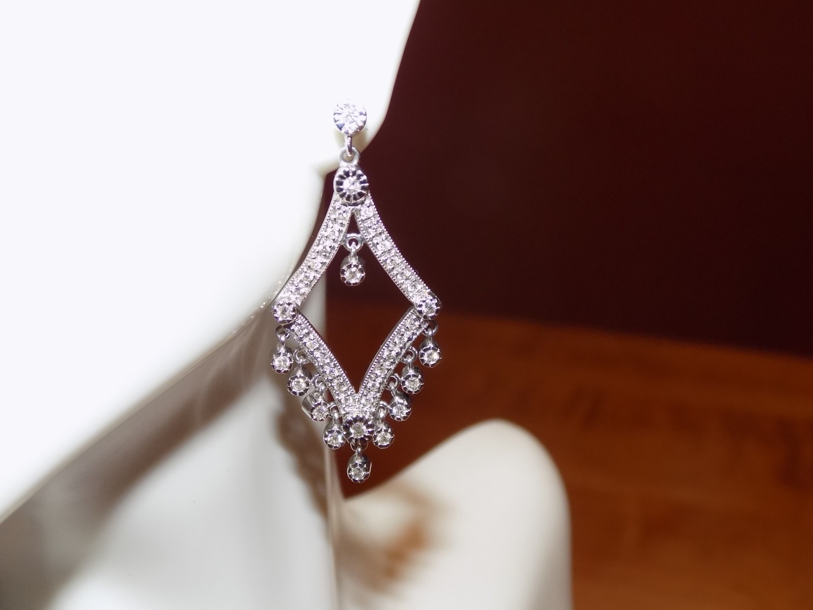 Vintage 14k white gold diamond dangle earrings w/ matching 14k diamond necklace