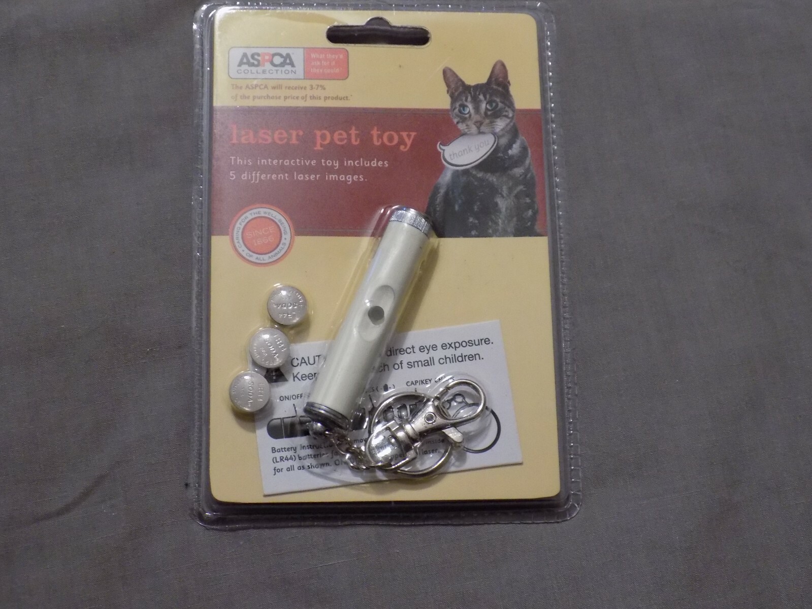 Laser Pointer Pet Toy Batteries 5 Images Exercise Play Fun Keychain NEW!