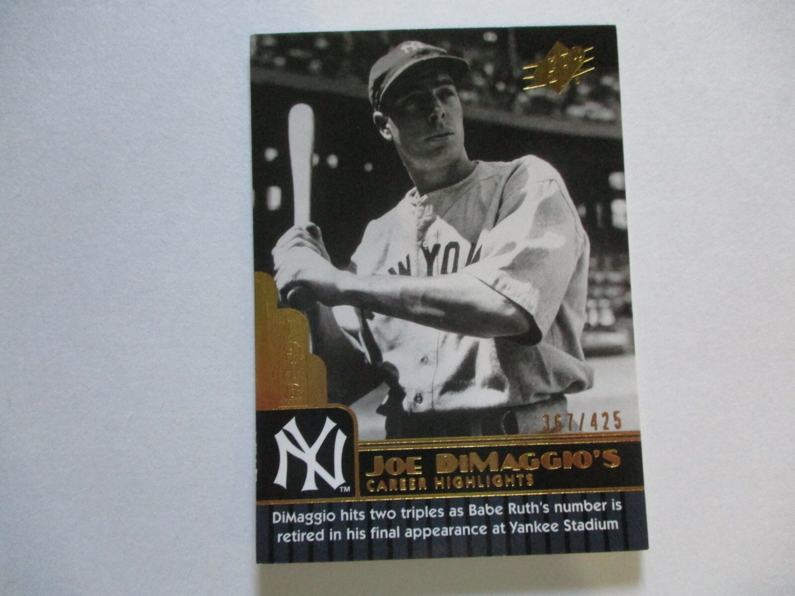 2009 Upper Deck SPX Baseball Joe DiMaggio Serial #367/425 Card #JD