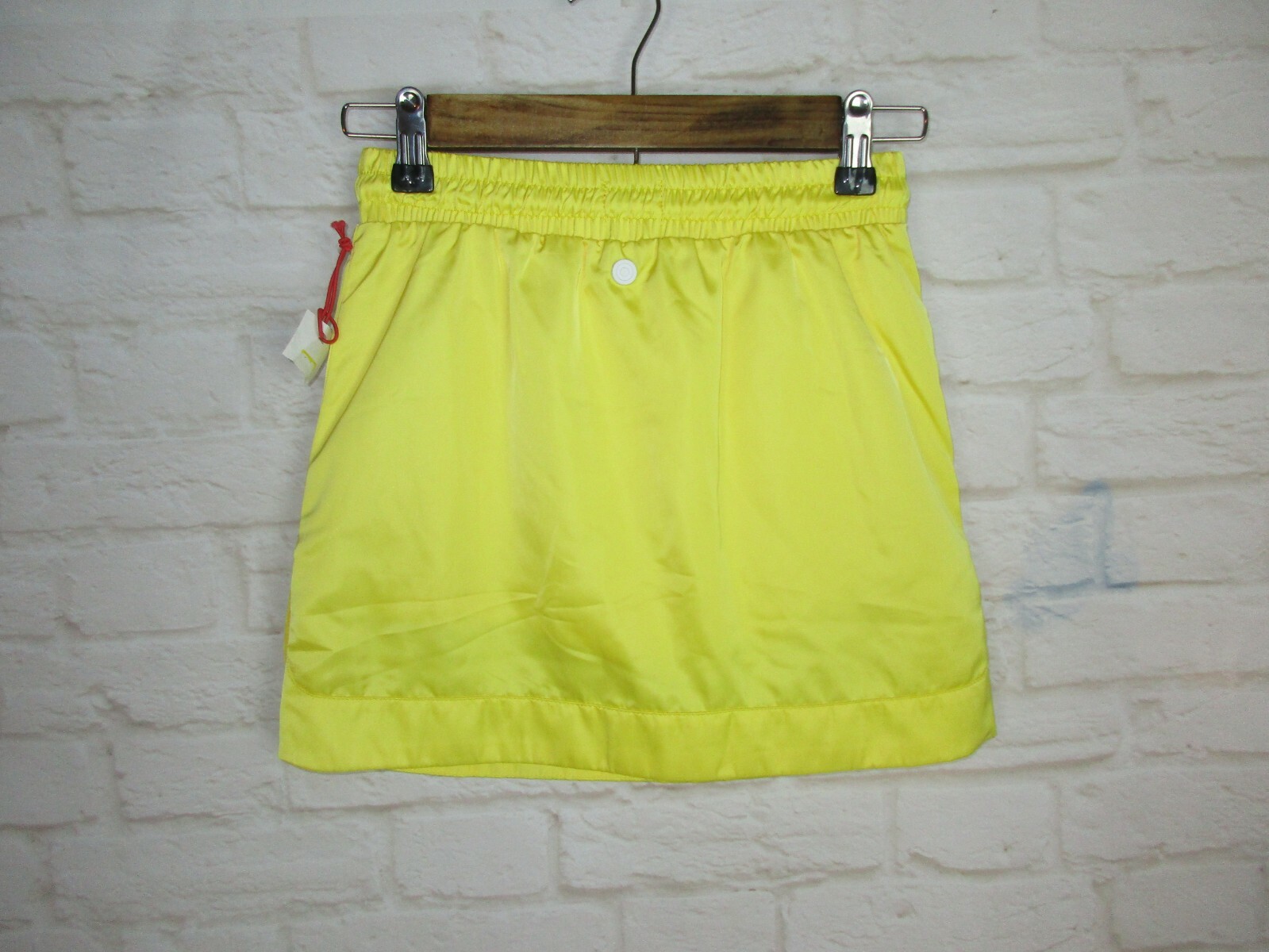 Hunter Girls size XS 4-5 Bright Yellow Athletic Skort Skirt NWT