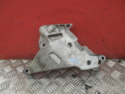 VW Golf MK5 2.0 TDI BKD OS drivers side engine mount bracket 03G199207E