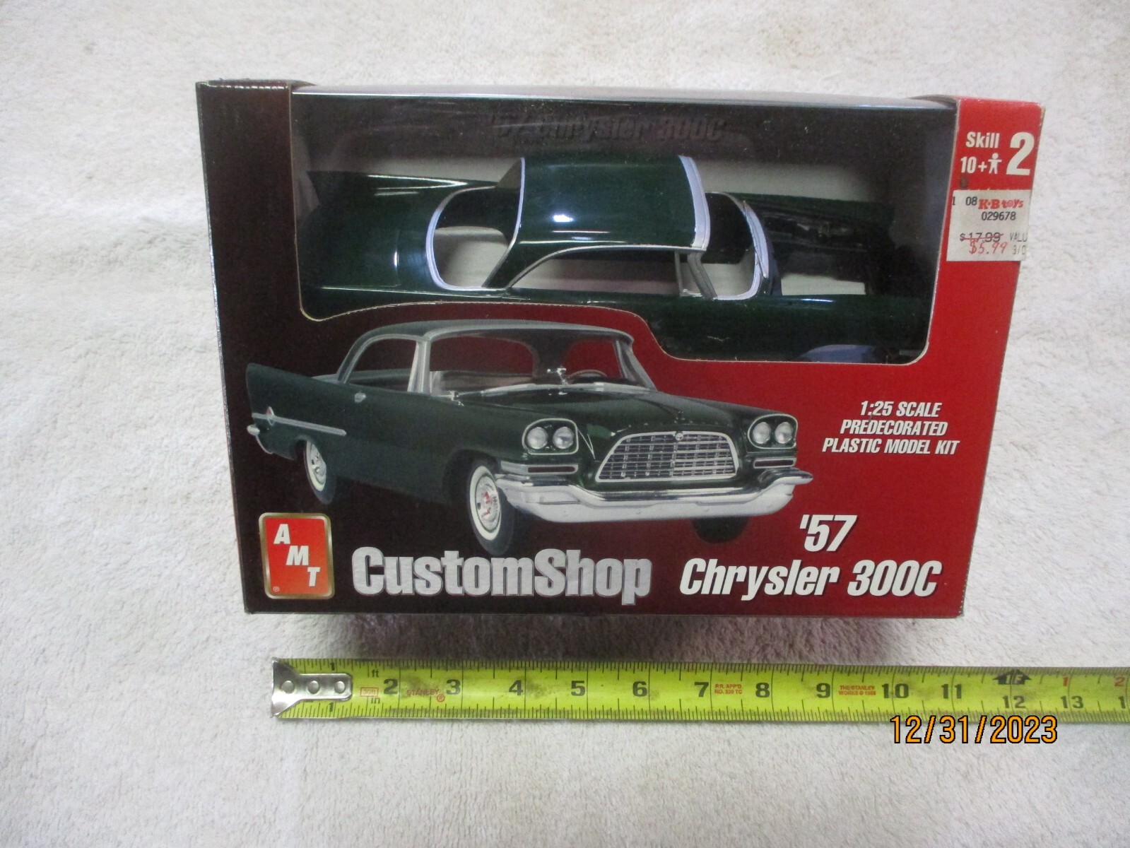 1957 クライスター 300C カスタム AMT 年代物 希少 Amazon.com: AMT 1957 Chrysler 300 Custom Version 1:25 Scale