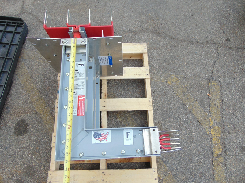 NEW EATON POW-R-WAY III 2500 AMP 208/120V BUS DUCT SECTION FEEDER