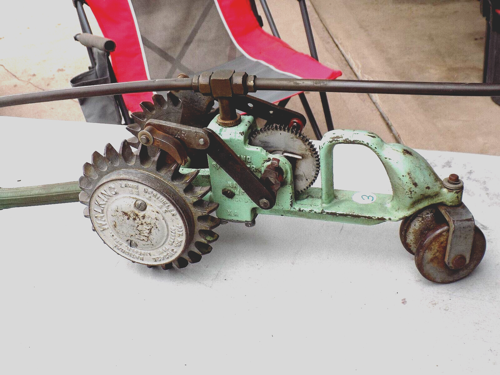 Vintage National Cast Iron Walking Lawn Sprinkler Tractor Model A5 #3