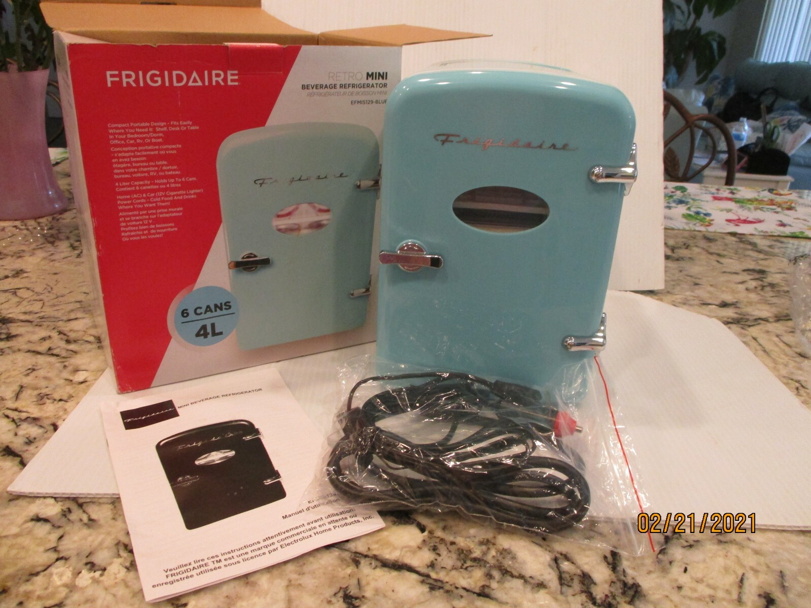 Mini Fridge EFMIS129, Blue 
