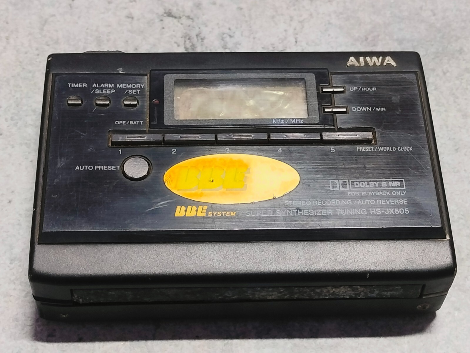 Aiwa HS JX 505 Walkman Cassette player no battery to test Aiwa HS JX 505 Walkman Cassette player no battery to test