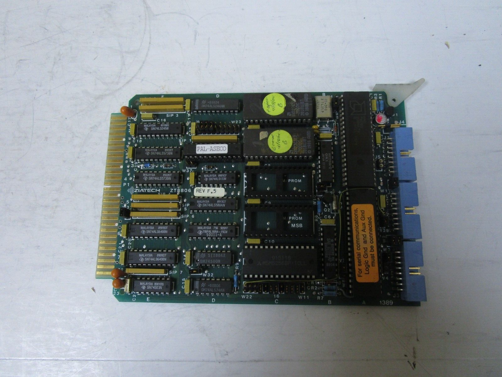 Tです 32V 350A ATO® & MIDI® Power Distribution Block