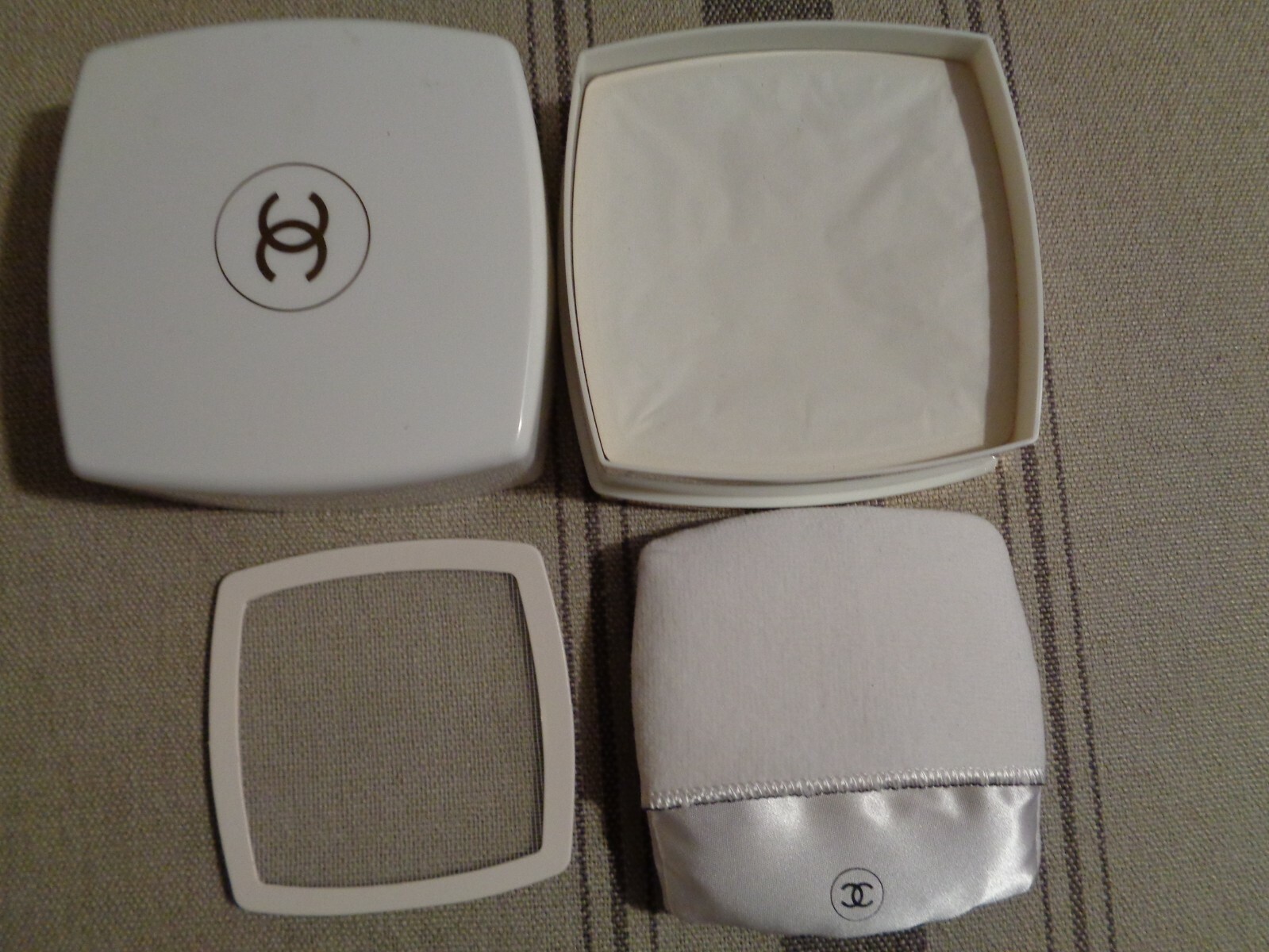 Vintage Chanel NO 5 Luxury Bath Powder 2 oz Unused Talcum Powder