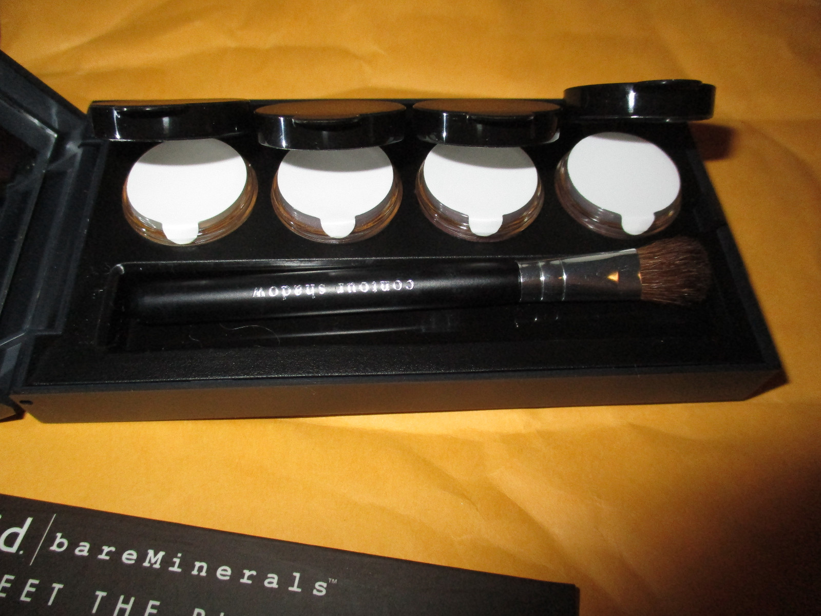 Bare Minerals IQUAD Eyeshadow Compact Quad - Meet The Plums