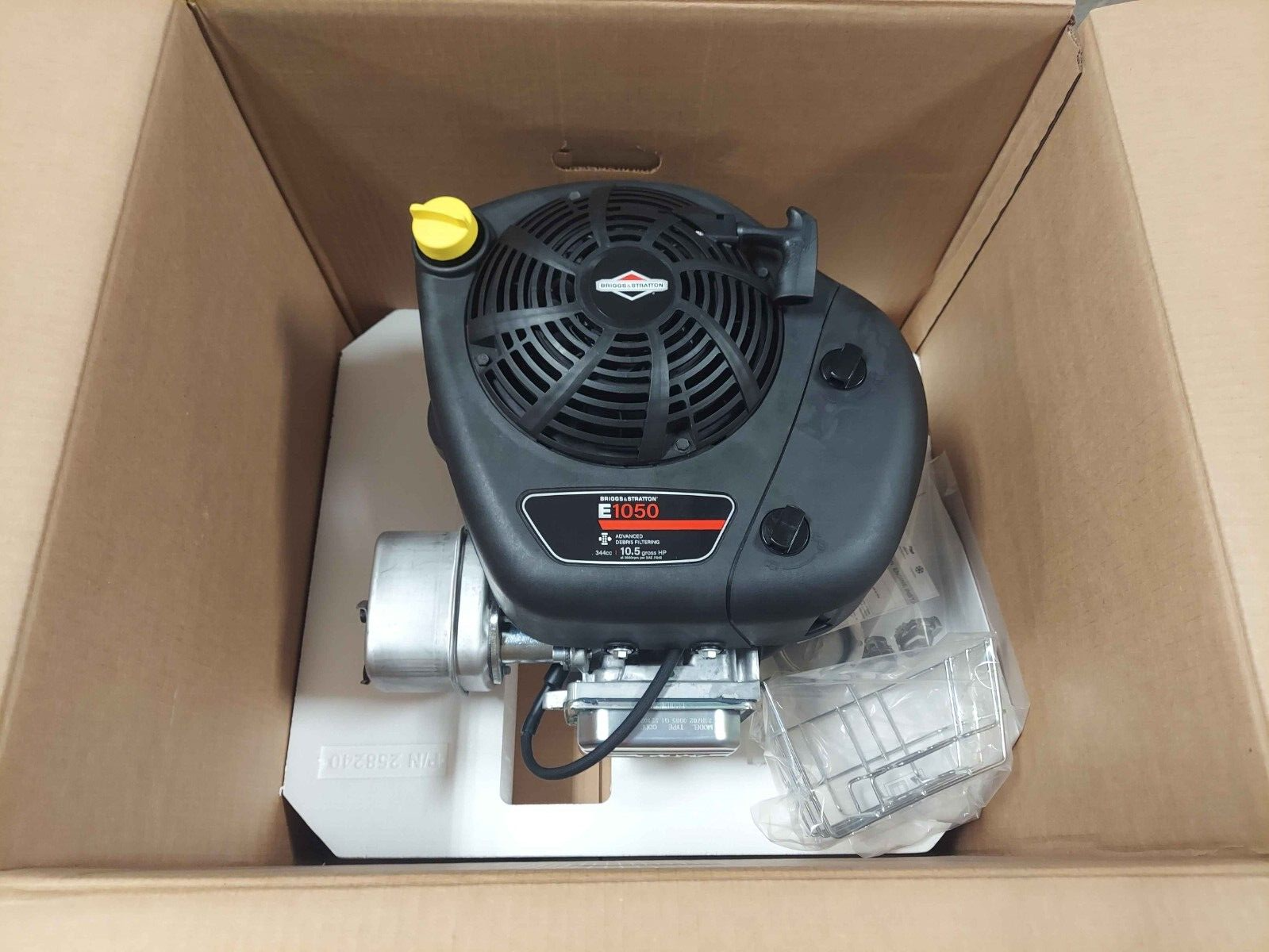 Briggs and Stratton 10.5HP - E1050 Engine - 1" by 3-5/32" shaft