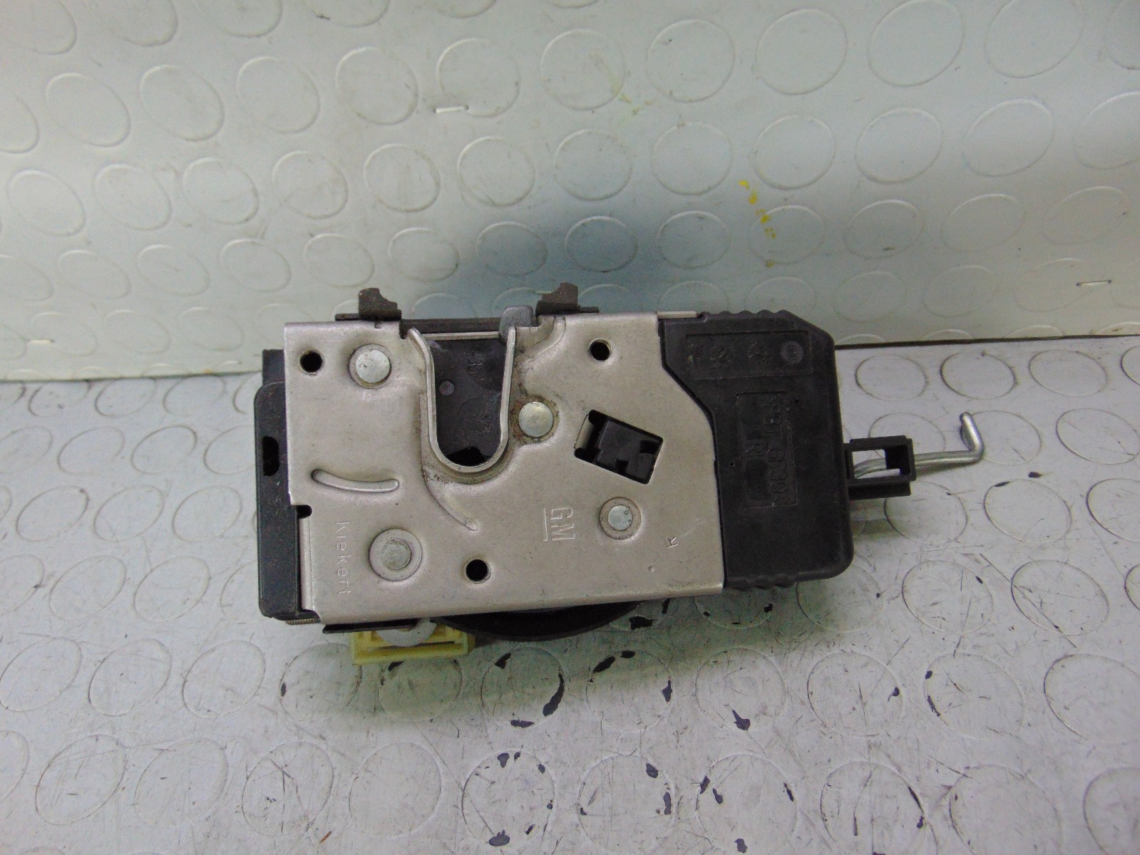 Serratura porta anteriore destra OPEL VECTRA C 24447341