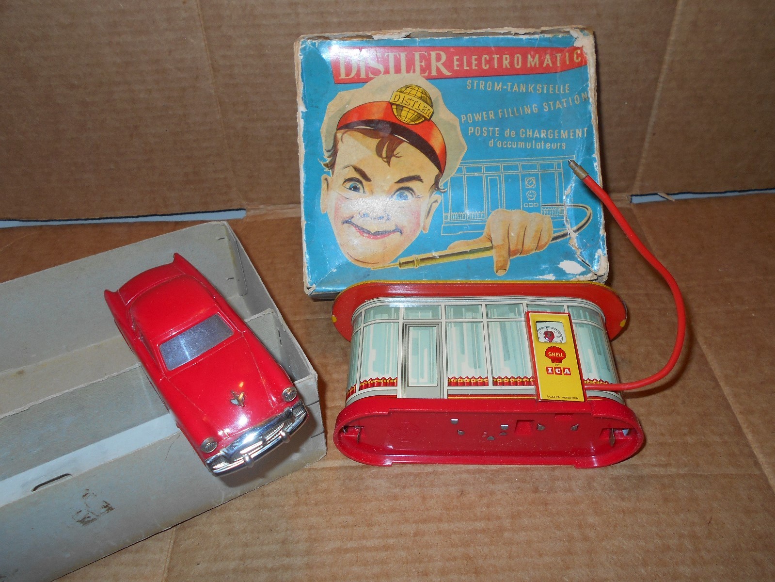 Distler VINTAGE TIN TOY Electromatic  Gas Pump Station German Battery 1950z