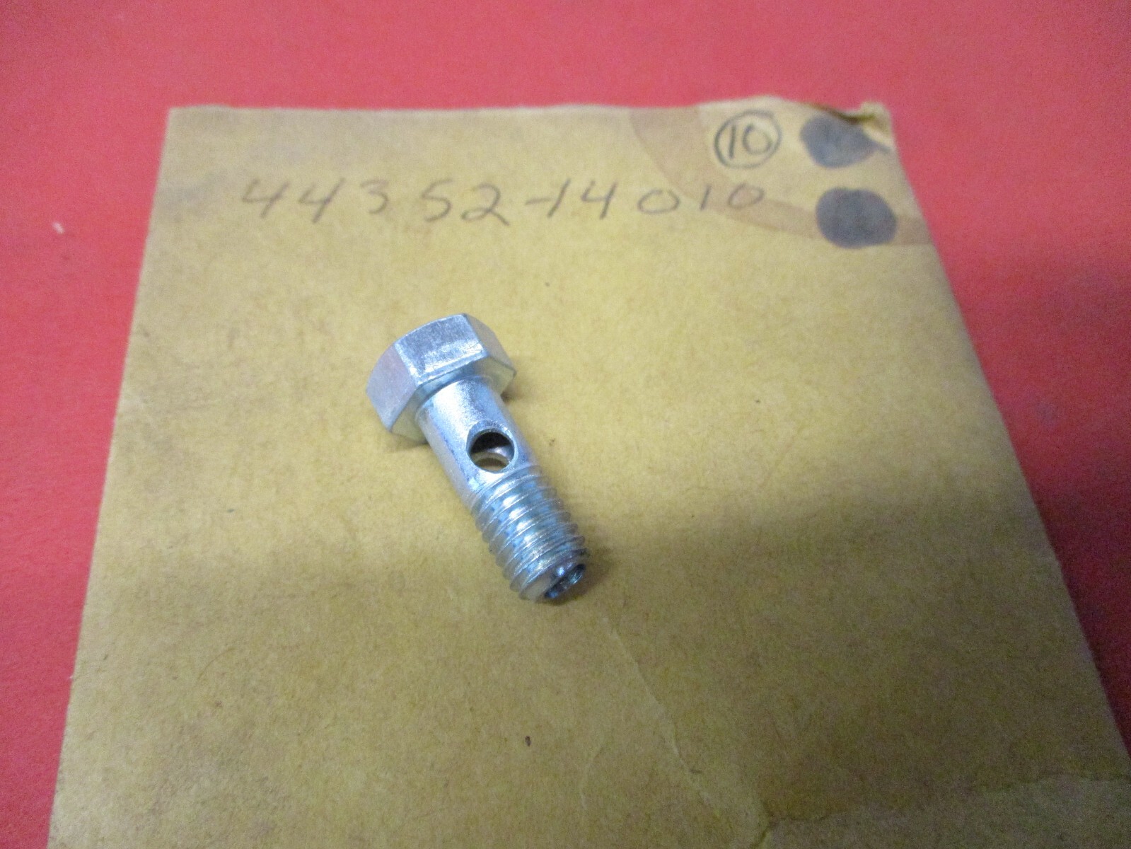 (^^) Zx200 Zx225 Zx230 Zx240 Control Valves 4436897 4398652 Zx210