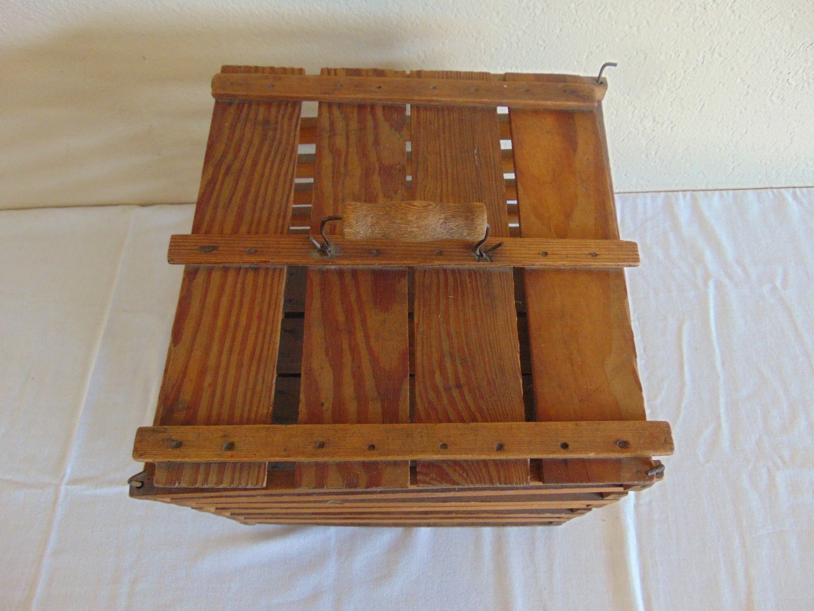 Vintage Primitive Wood Chicken Cage Coop Free Shipping