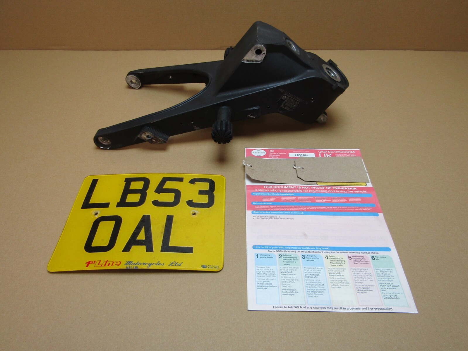 バイイー専用 4164695 8-97131223-0 Oil Level Sensor for Hitachi Excavator