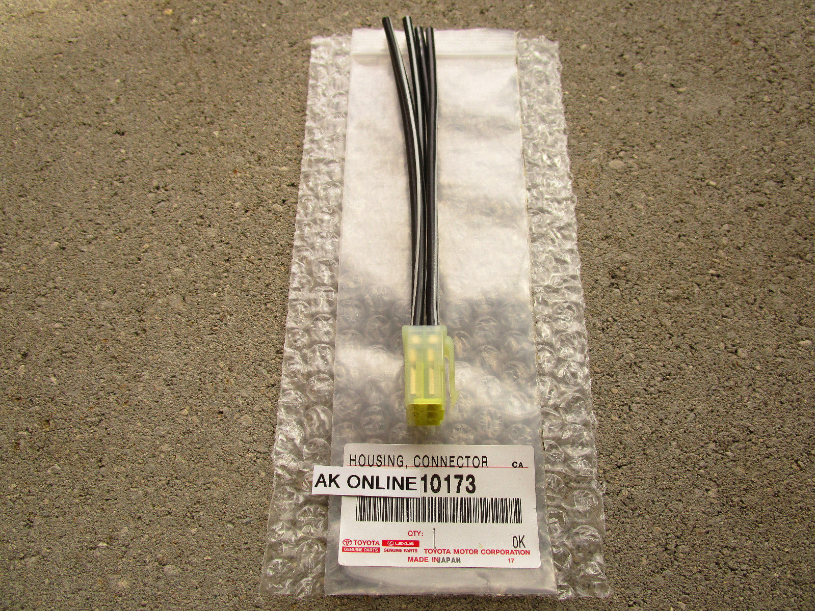 FITS: 01 - 04 TOYOTA TACOMA REAR TAIL LIGHT PIGTAIL CONNECTOR OEM BRAND NEW