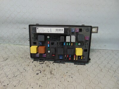 Centralina porta fusibili OPEL ASTRA H 2010 13268304