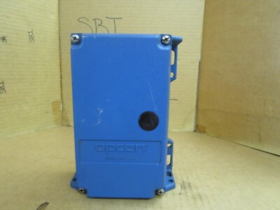 Opcon Self-Contained Proximity Sensor 1321B-6501 1321B6501 104659 115/220 VAC