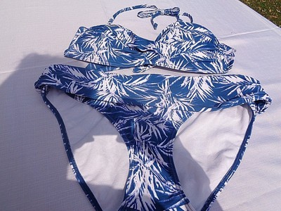 HIPSTER BIKINI BRIEFS SIZE 12 NWT M/&S SWIMWEAR SIDE TIE