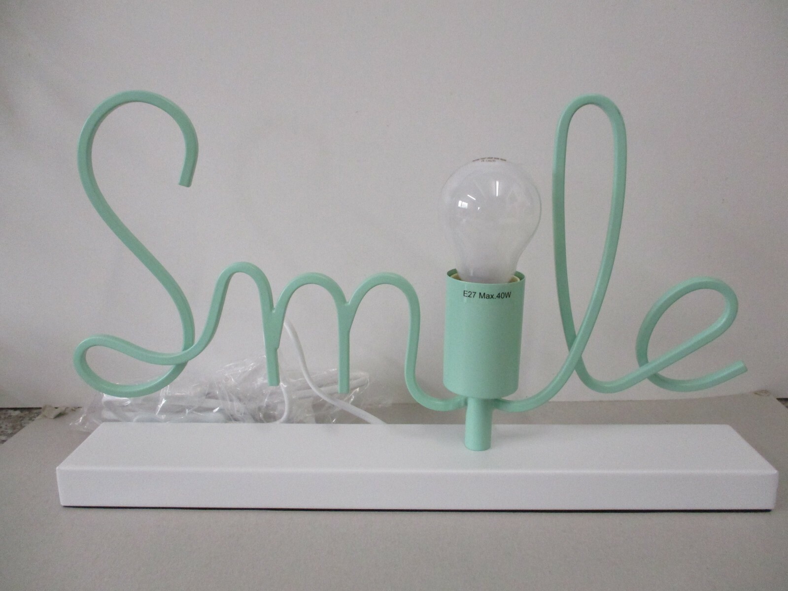 Tisch-Lampe / Tisch-Leuchte 