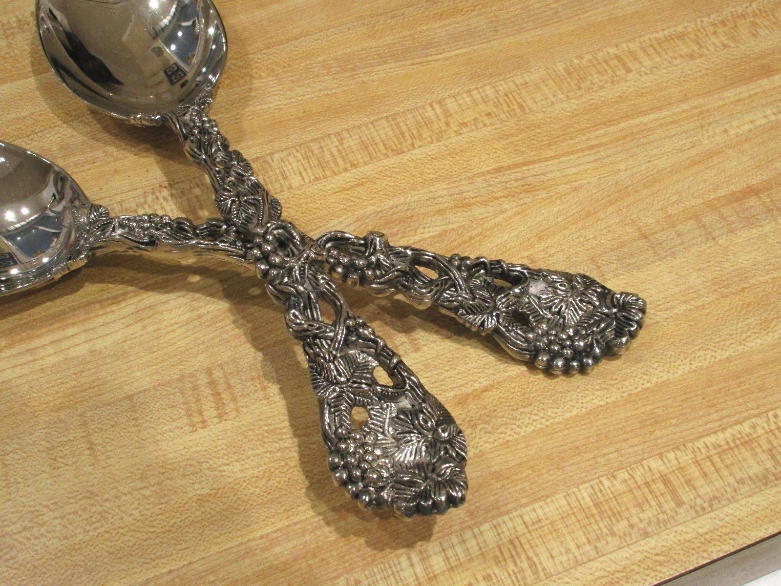 Godinger Ornate Pierced Vineyard w/Grapes Silverplate Serving Spoon & Fork Salad