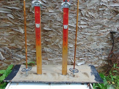 vintage   wooden skis  70 