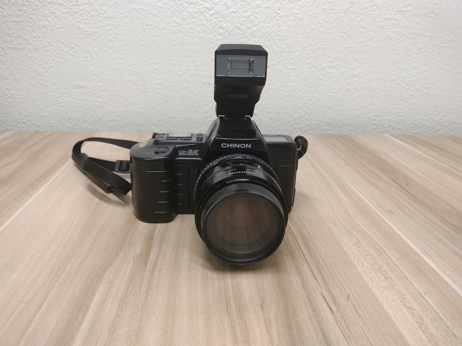 CHINON チノン CP-9 AF & AF 28-70mm & ストロボ